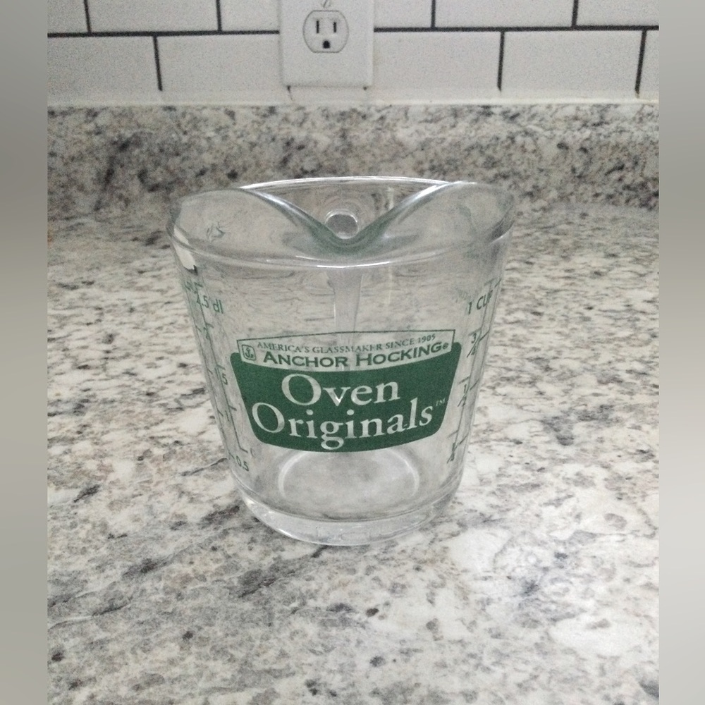 Green Anchor Hocking Measuring Cup - 1 cup